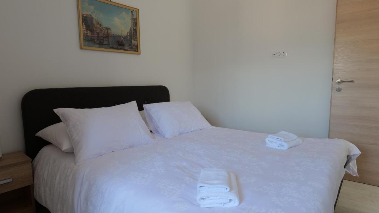 Apartmani Miki Сплит Экстерьер фото
